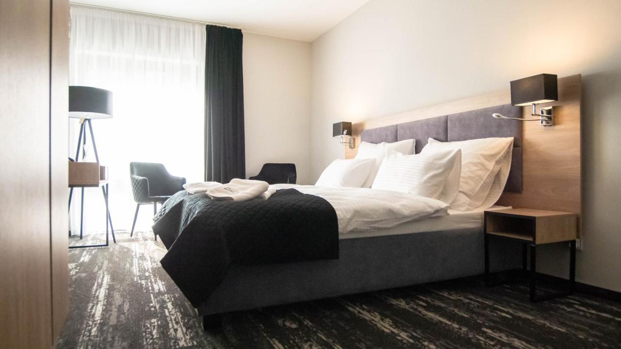 Nowe Millenium Aparthotel Swinoujscie Kültér fotó